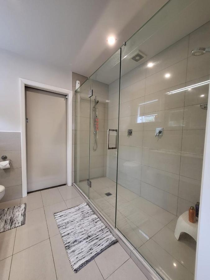 The Perfect Getaway For Two In A Large Suite ワンガヌイ エクステリア 写真